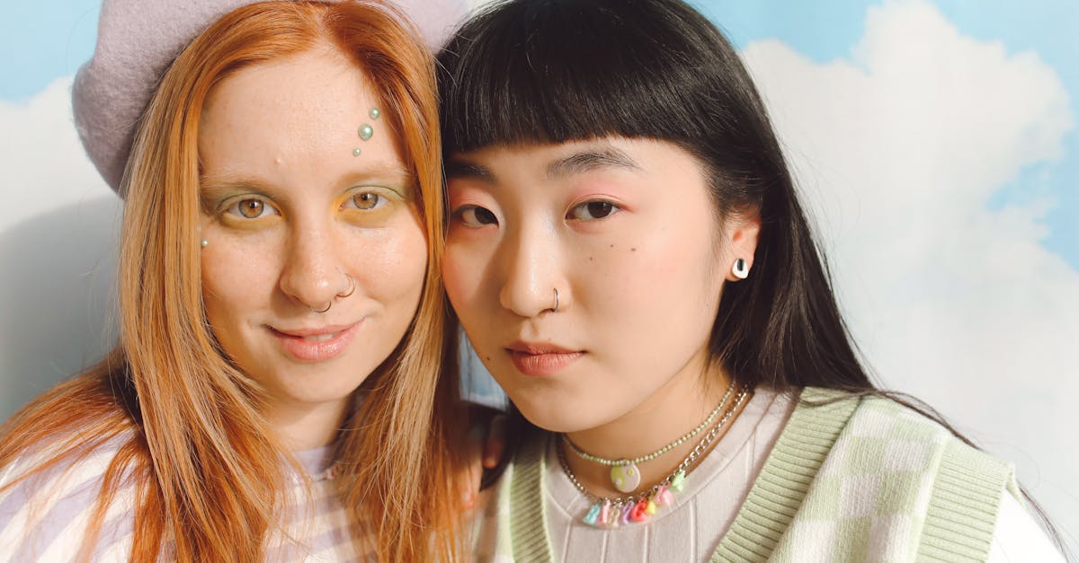 découvrez l'art des piercings : des conseils tendance, des designs uniques et des informations sur les soins pour sublimer votre style. explorez notre guide complet pour choisir le piercing qui vous correspond.