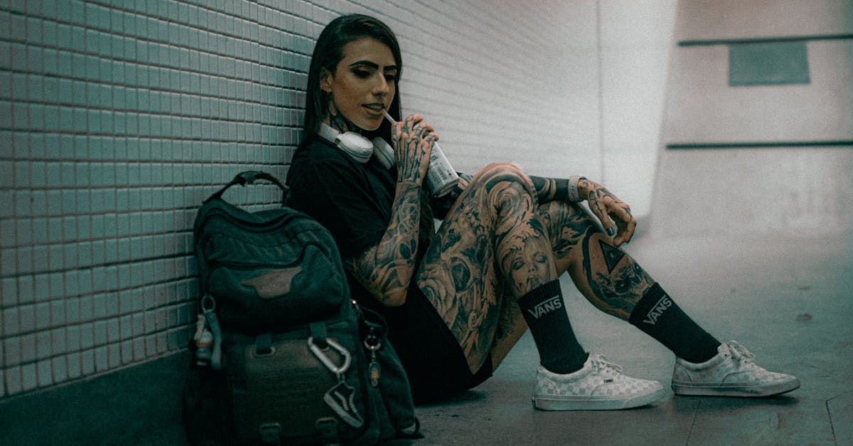 découvrez l'univers du piercing : conseils, tendances, et techniques pour exprimer votre style à travers des bijoux uniques et personnalisés. que vous soyez novice ou passionné, trouvez ici tout ce qu'il faut savoir sur les piercings et leur entretien.