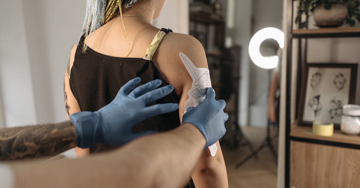 découvrez l'univers fascinant du body piercing, où l'expression individuelle rencontre l'art corporel. explorez les différents types de piercings, les soins nécessaires à leur entretien et les tendances actuelles pour sublimer votre style unique.