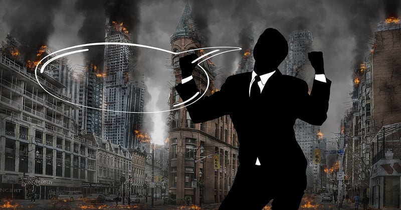 Mégalomanie : 7 symptômes qui révèlent un trouble narcissique