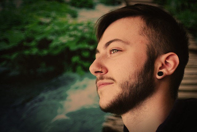 Tout savoir sur le piercing : tendances et conseils