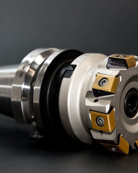 explorez le monde du forage avec nos méthodes innovantes et durables. découvrez les dernières technologies, les équipements de pointe et les applications industrielles du forage, pour des projets de construction et d'extraction efficaces et respectueux de l'environnement.