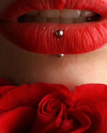 découvrez l'univers fascinant des piercings ! que vous soyez novice ou expert, explorez les tendances, les techniques de pose et les soins nécessaires pour sublimer votre corps avec style et sécurité.