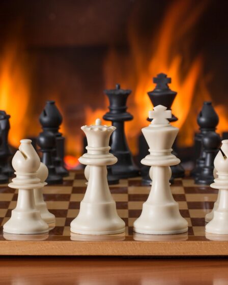 découvrez tout sur le rook piercing : soins, styles et conseils pour un piercing réussi et tendance à l'oreille.